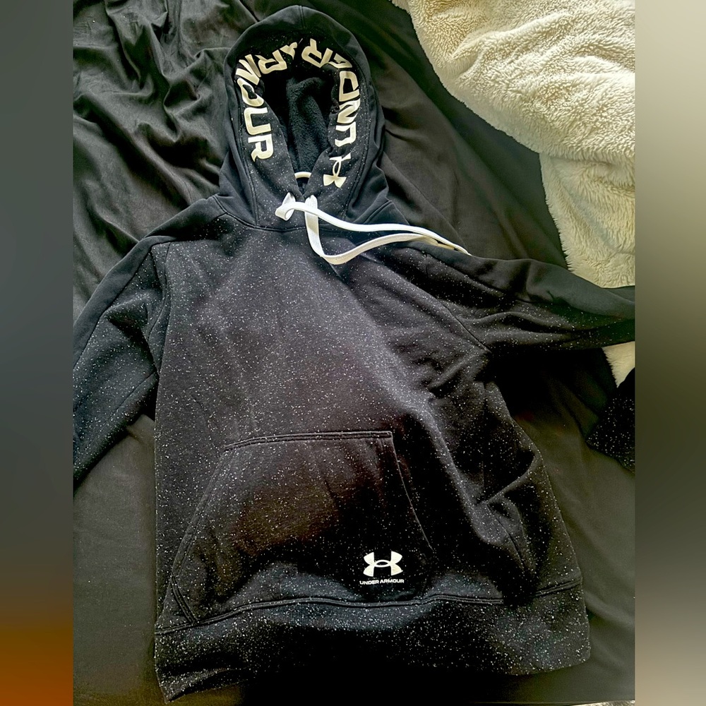 NWOT Under Armour Hooded Sweatshirt
